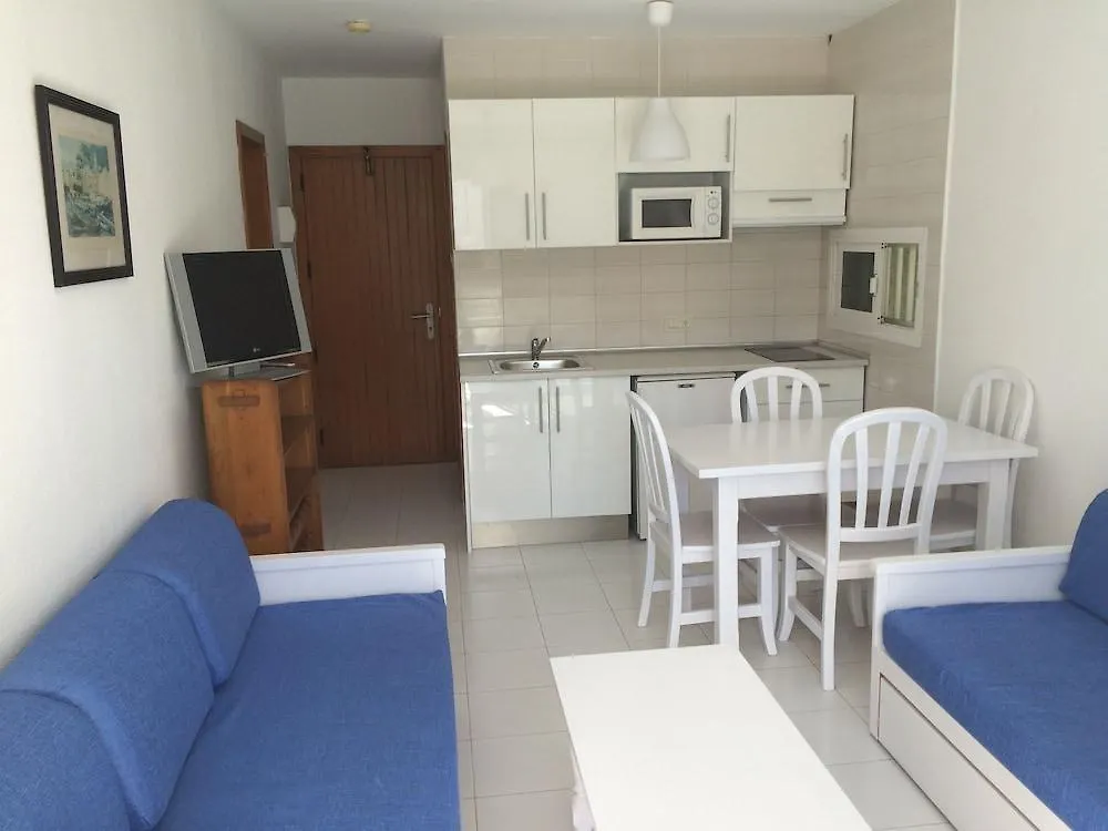 Apartamentos Llevant 포엔샤 항구 0*,